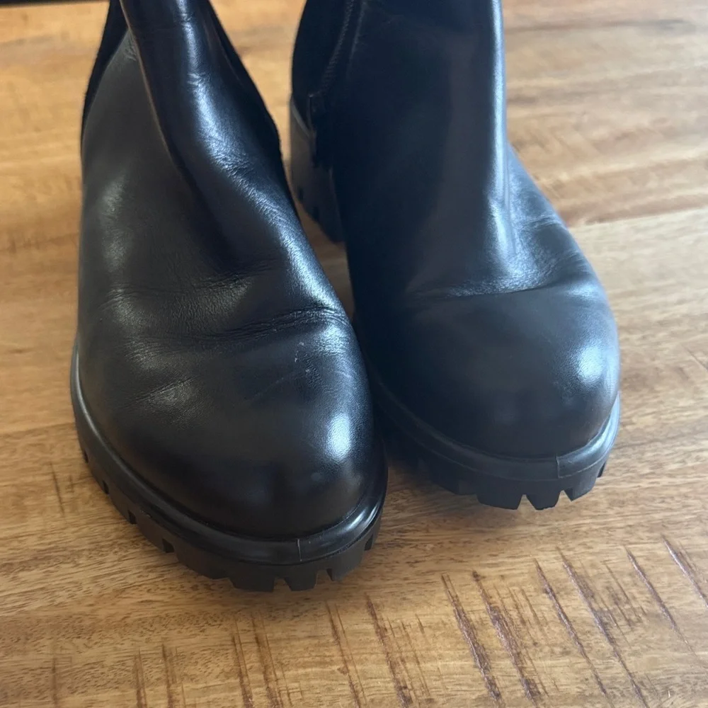 Ecco women’s Modtray Traytech Black Leather suede ankle Chelsea Boot zipper